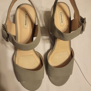 Alex Marie Sz 9 Sandals
